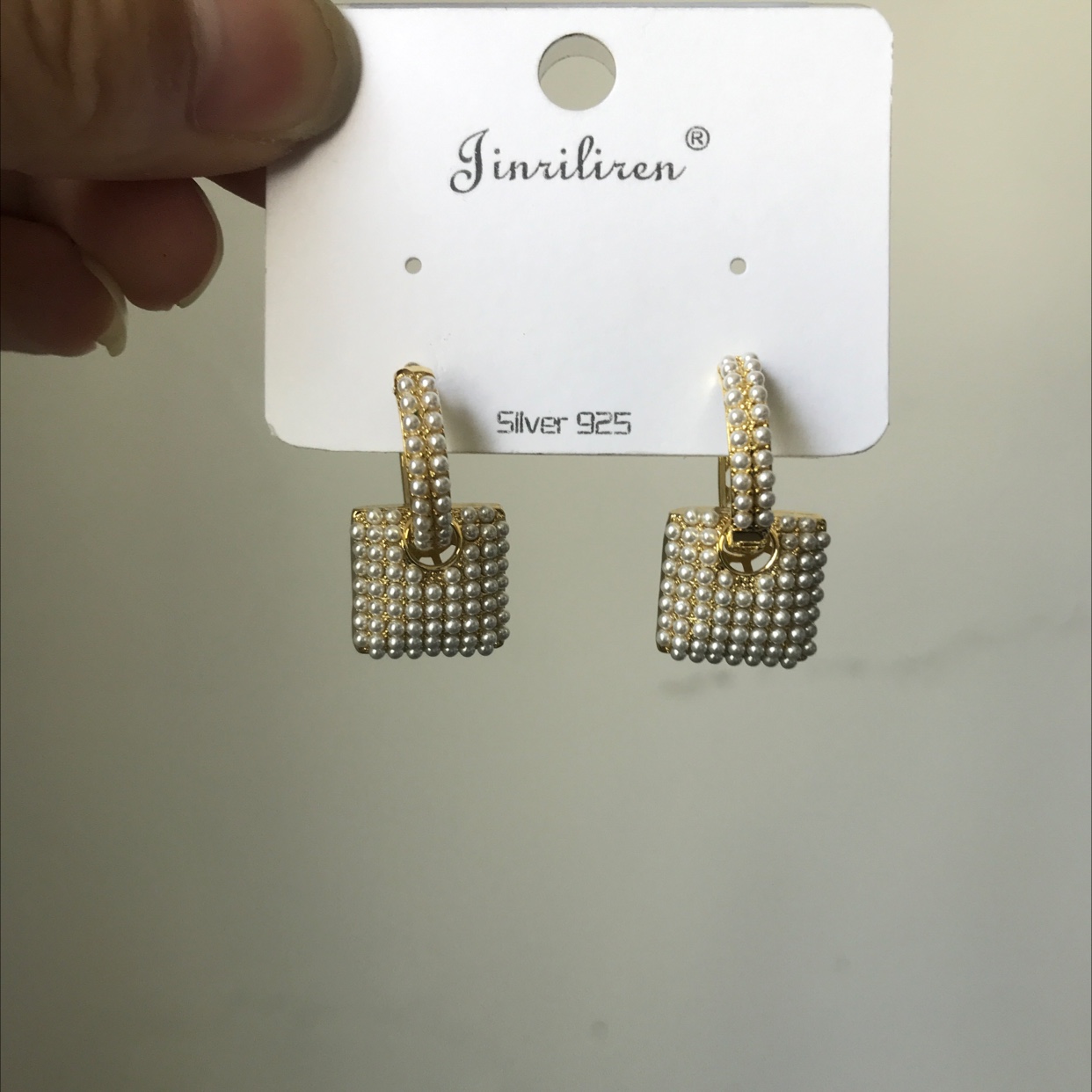 Today Beauty Korean version white pearl handbag design handmade earrings
