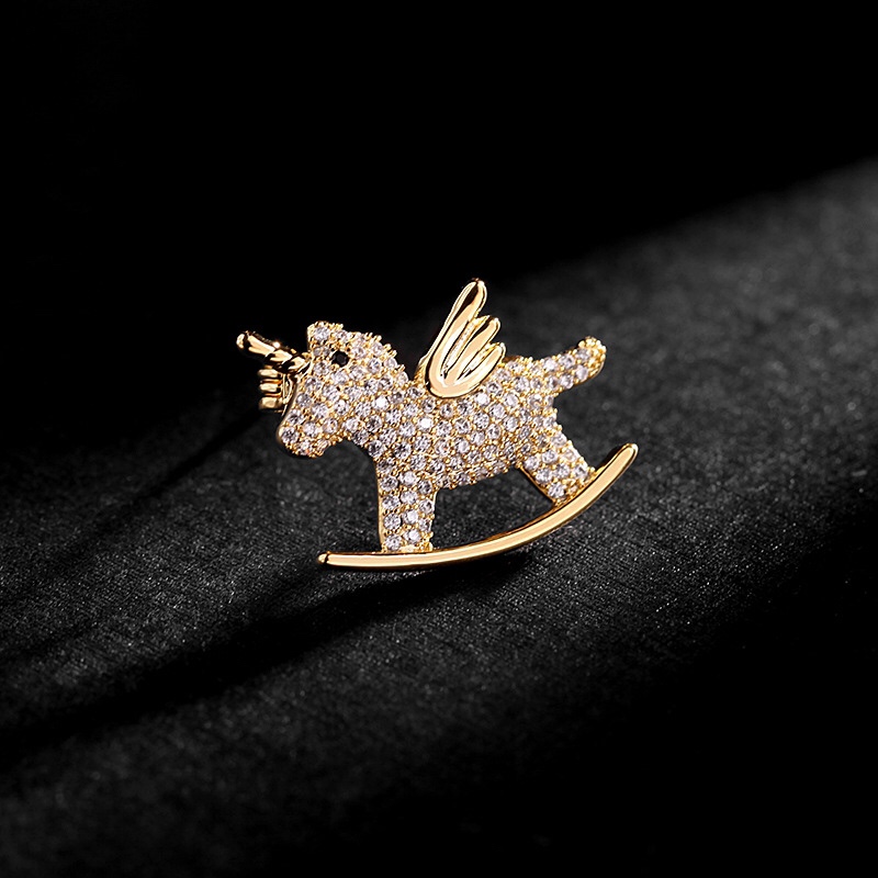 Korean version of Instagram cute animal micro-inlaid zirconium unicorn brooch collar, small shirt accessory for mom and girlfriend Korean version of Instagram cute animal micro-inlaid zirconium unicorn brooch collar, small shirt accessory for mom and girlfriend