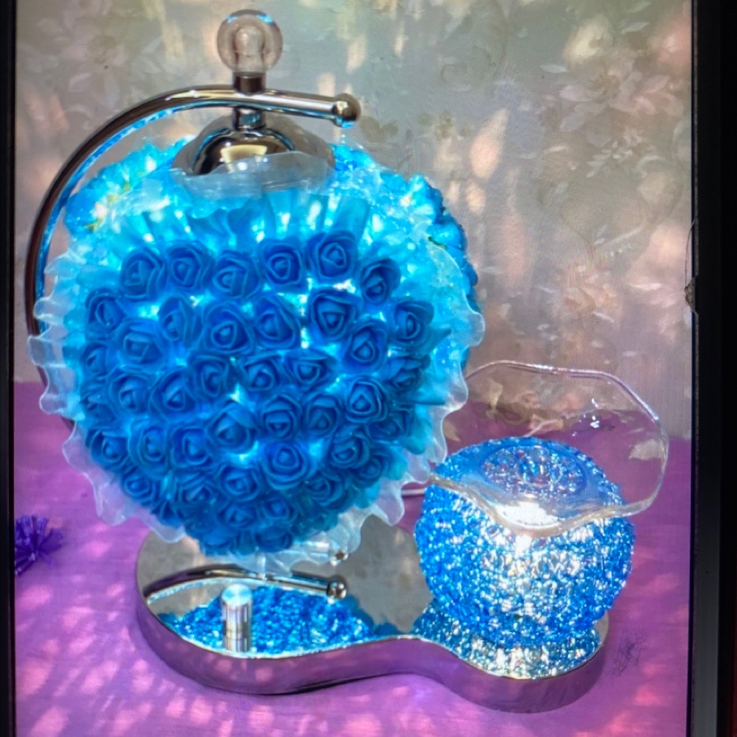 10 European-style light luxury crystal table lamp, ins simple and modern bedroom, warm and romantic, creative wedding room decoration bedside lamp