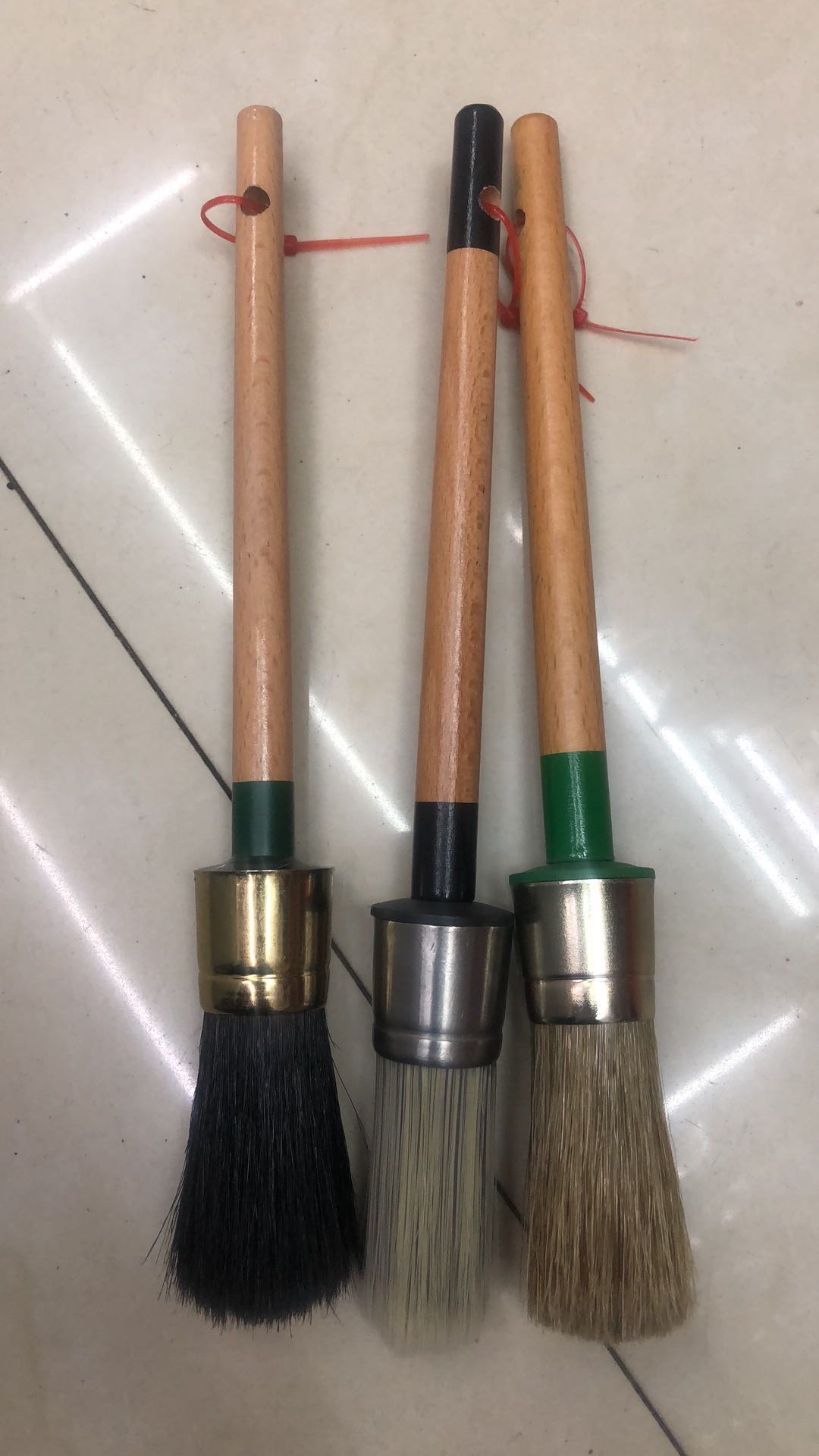 高档木柄圆头刷产品图