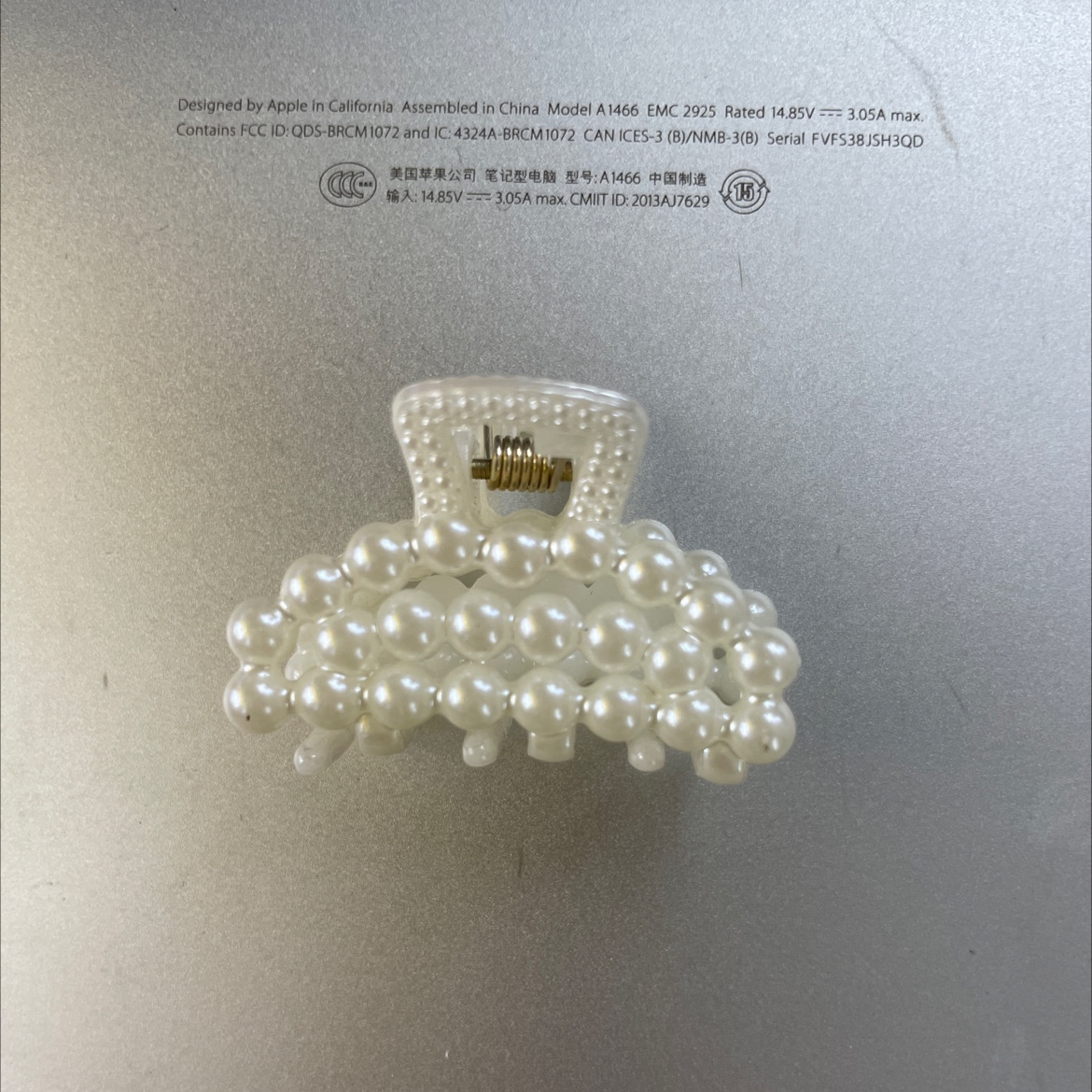The B-144 small pearl grab is popular