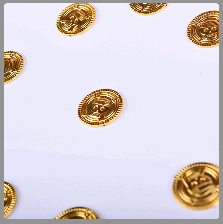 حفلة عيد القدّيسين، مطلية بالذهب وألعاب القراصنة، detail image 3