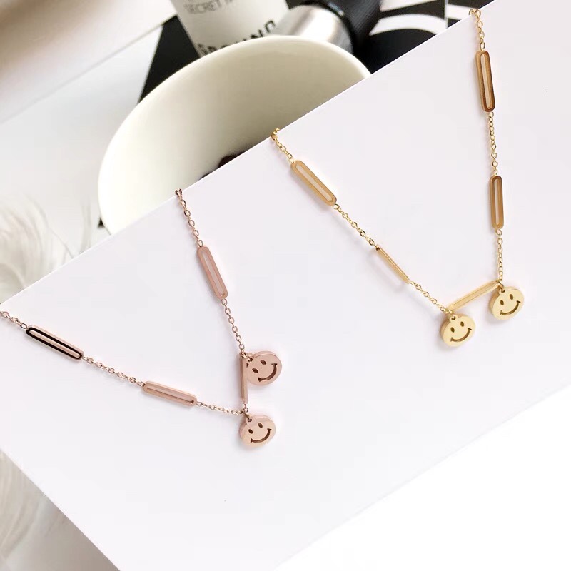 Japanese and Korean versions of fashionable titanium steel female smiling face, colorful gold best friend with accessories and foot accessories