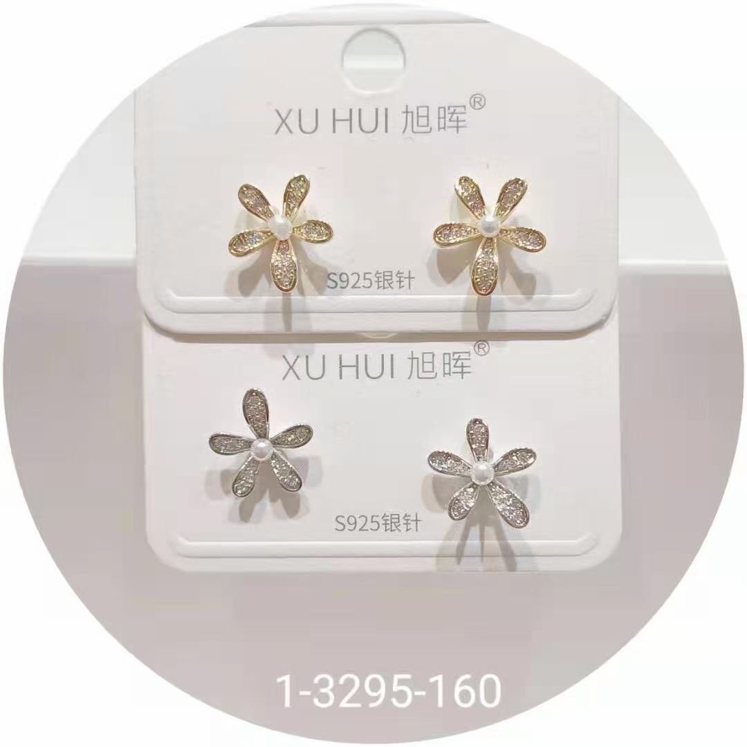 Top Quality earrings 270