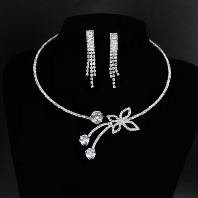 Necklace 107
