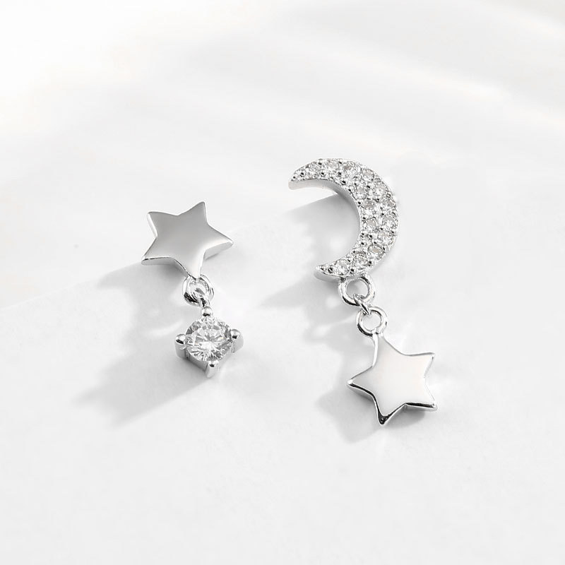 s925 Silver Star Moon Ear Pendants, simple and cold style women's ear studs, trendy Japanese and Korean zircon style earrings and earrings Application Scenario