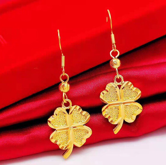 Four-leaf clover gold earrings
