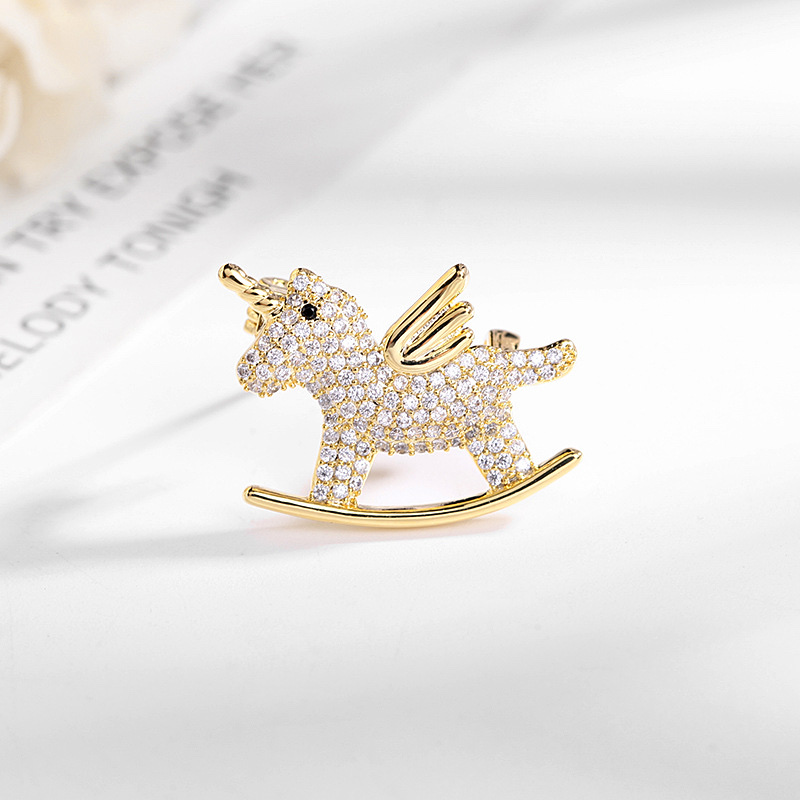 Korean version of Instagram cute animal micro-inlaid zirconium unicorn brooch collar, small shirt accessory for mom and girlfriend details Picture