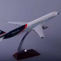 跨境飞机航空卡塔尔国泰40cm合金仿真模型创意礼品工艺品桌面摆件