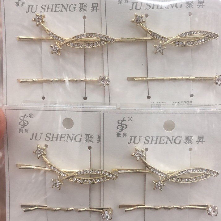 Alloy wave lip clip set
