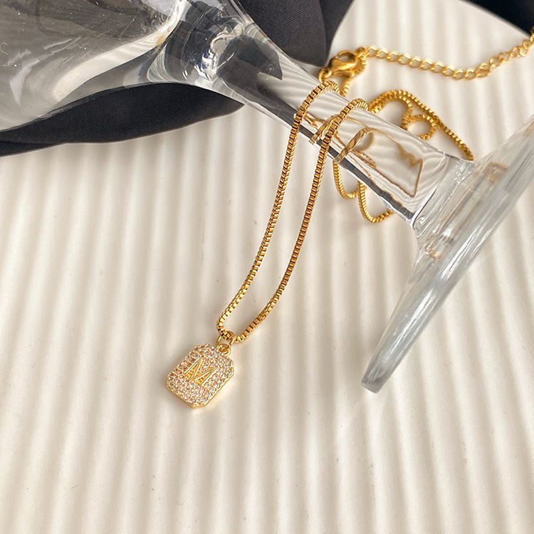 23 Necklace female M word advanced collarbone chain 2021 new light luxury niche fashion all exquisite ins do not fade