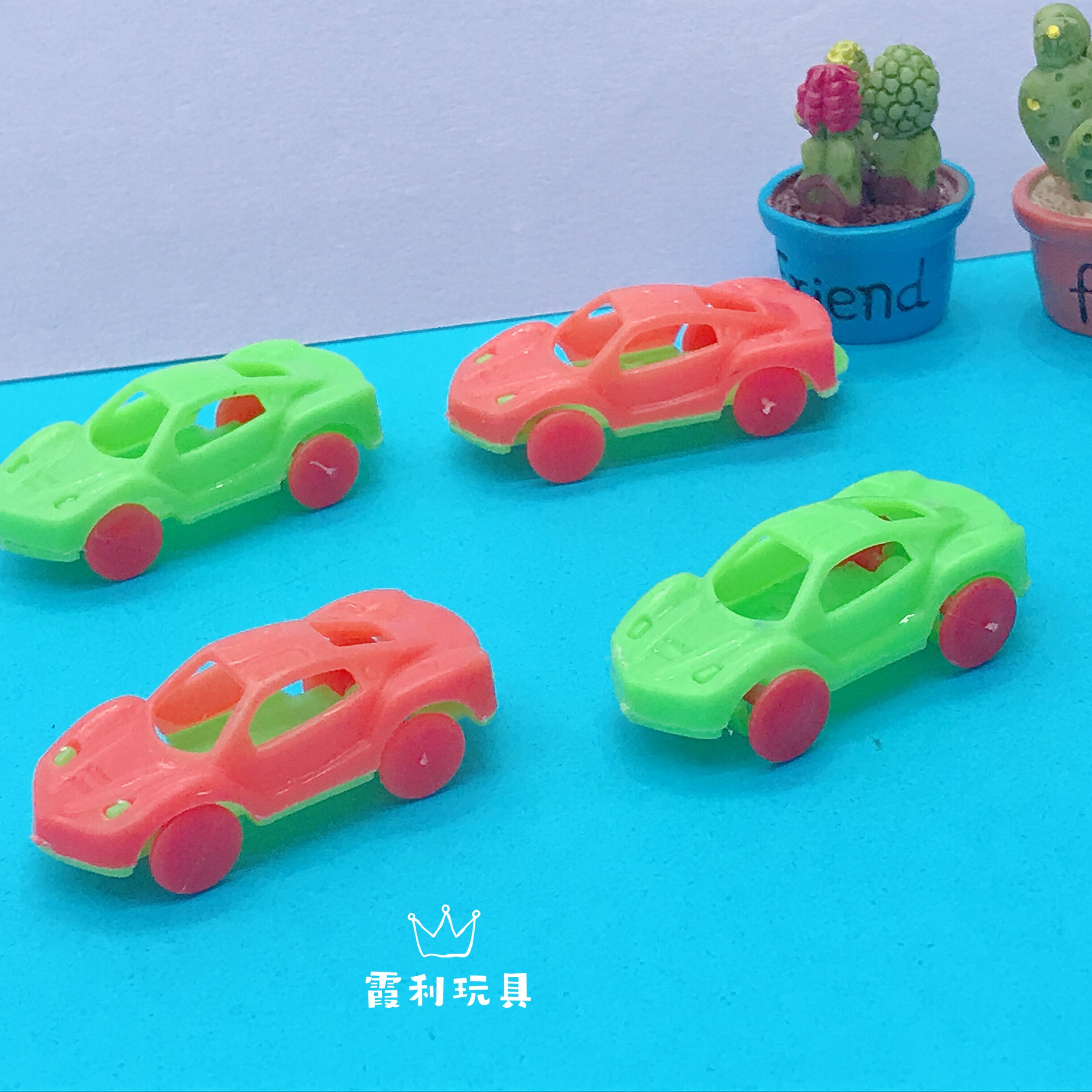 Sliding mini sports car, children's plastic toy, gift gacha detail image 5
