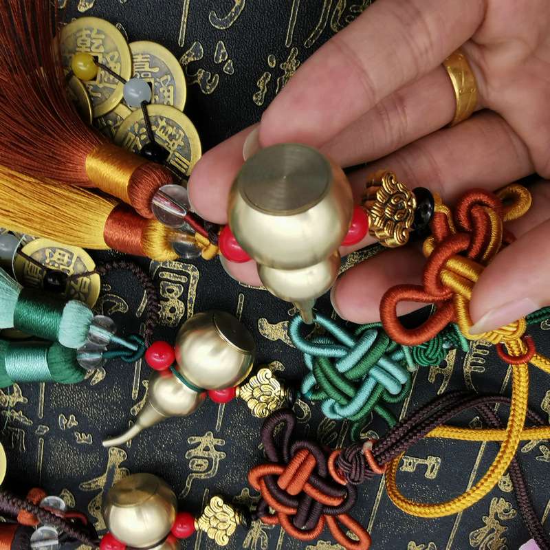 Wholesale of pure copper upper and lower opening gourd pendants, gold, wood, water, fire and earth copper gourd pendants, red, yellow and purple pendants detail image 1