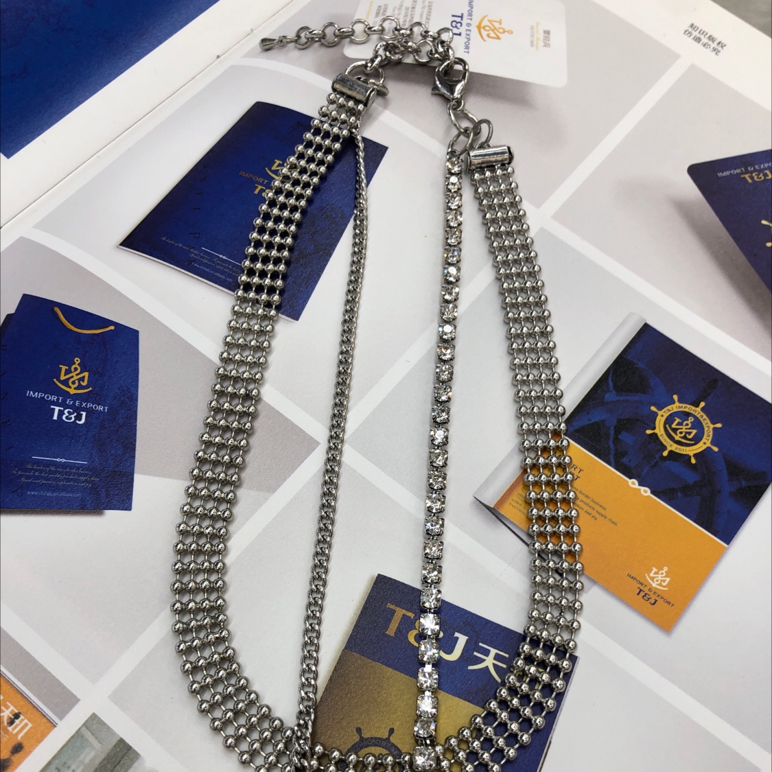 Pearl plus zircon plus chain