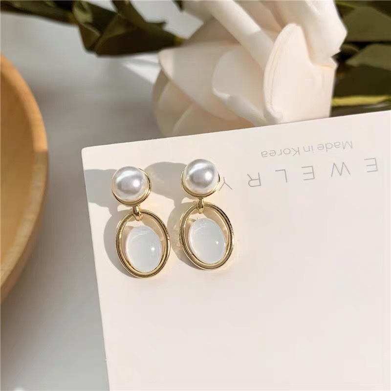 Exquisite, sweet, trendy, simple and cute ear studs that are versatile for girls details Picture