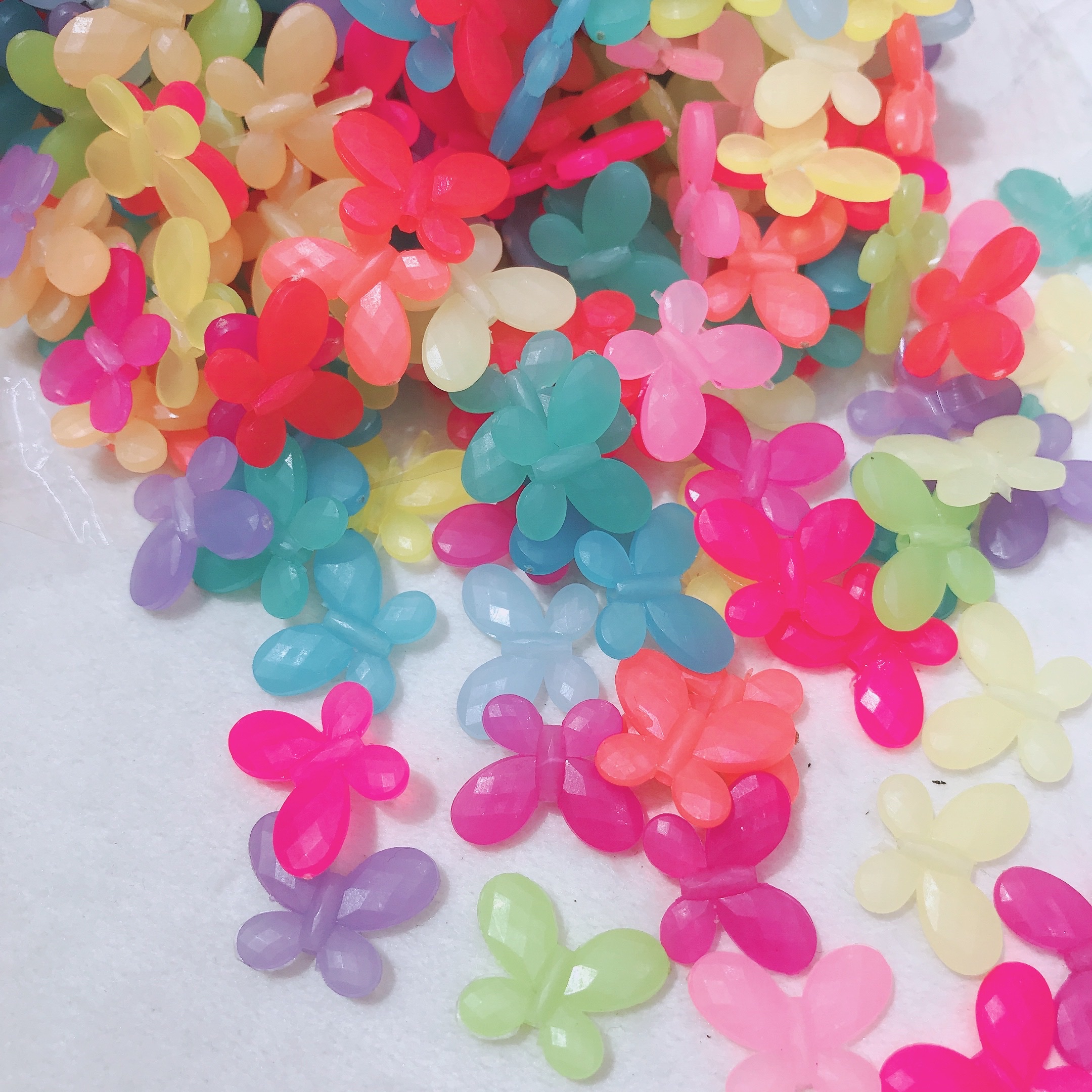 Verano gelatina color gelatina alien bead accesorios accesorios fabricante macaron color DIY hecho a mano collar de niños puzzle bead acrílico accesorios tejido a mano details Picture