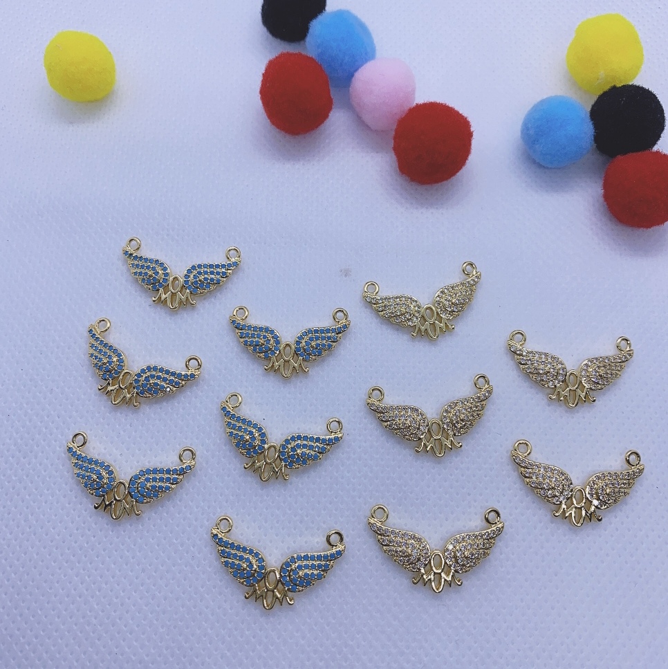 Кулон с крыльями
