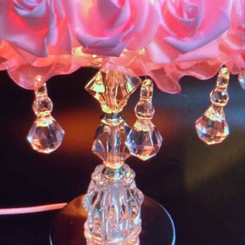 Rose crystal base, double-lamp aromatherapy, festive and fashionable table lamp, bedside wedding Specification image