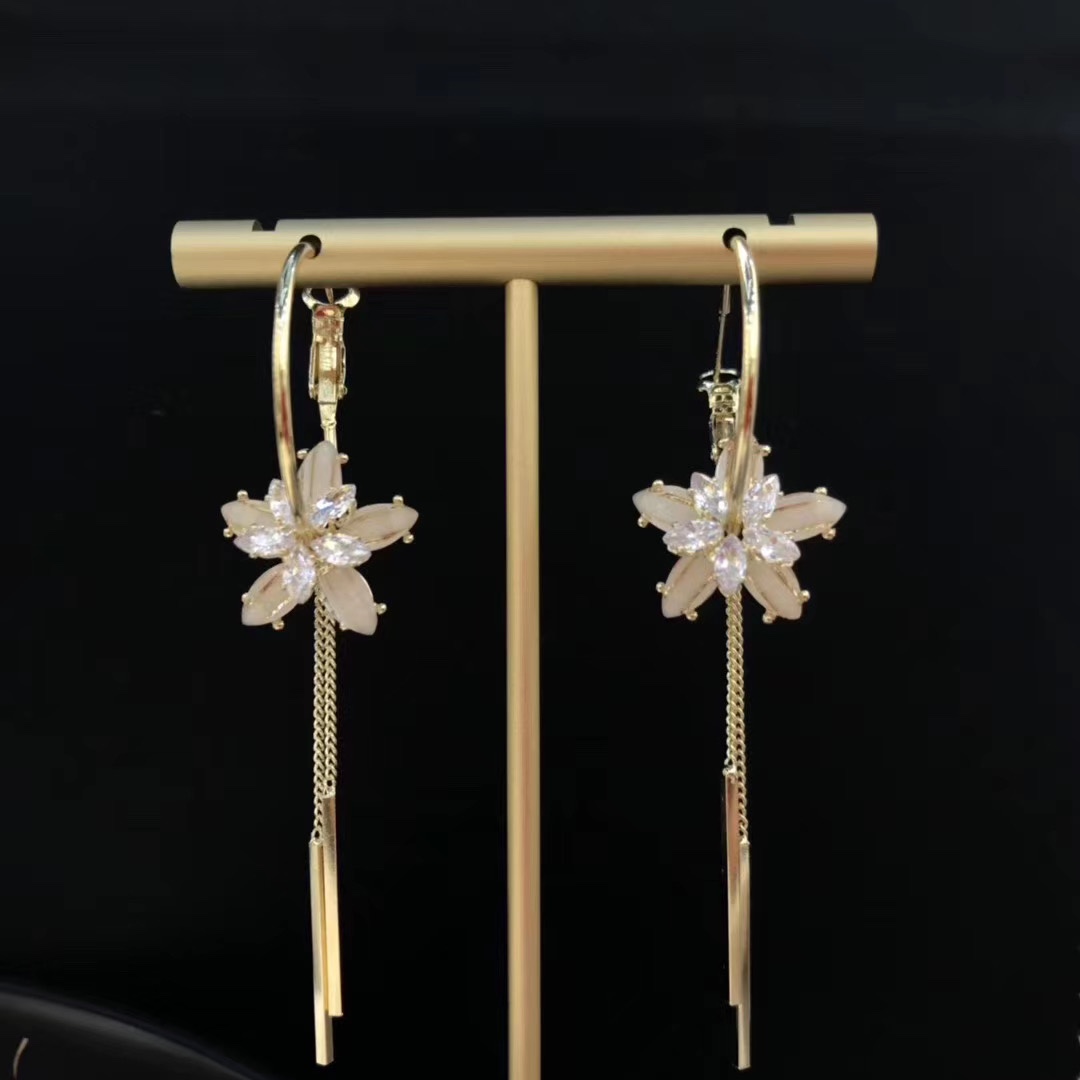 Rabbit earrings for Women, 2021 New trendy ear studs, cute summer style, personalized earrings, French ear clips, no ear holes 1
