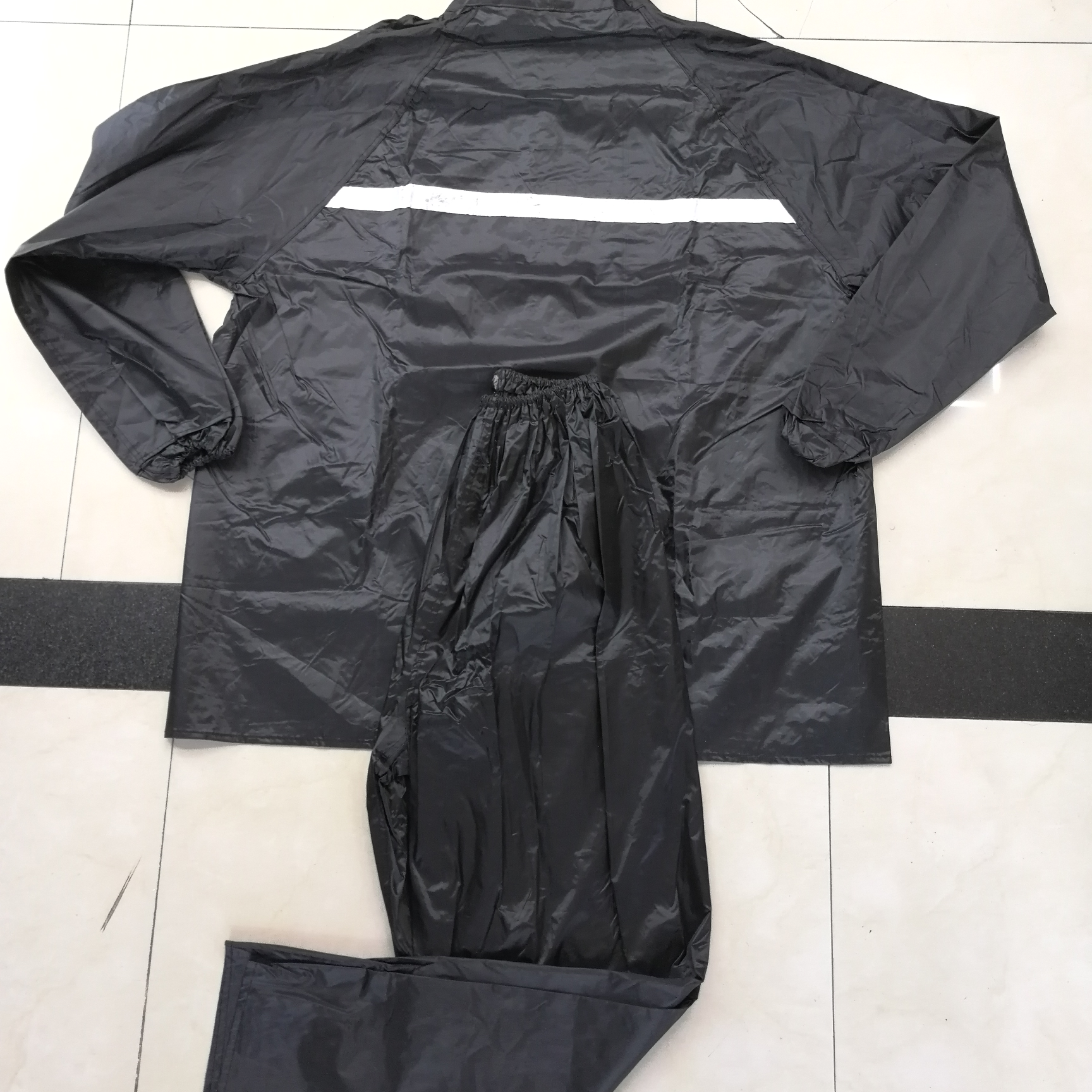 雨衣雨披批发1167雨衣套装，上衣裤子款式，适用于工矿，旅游，骑行等。