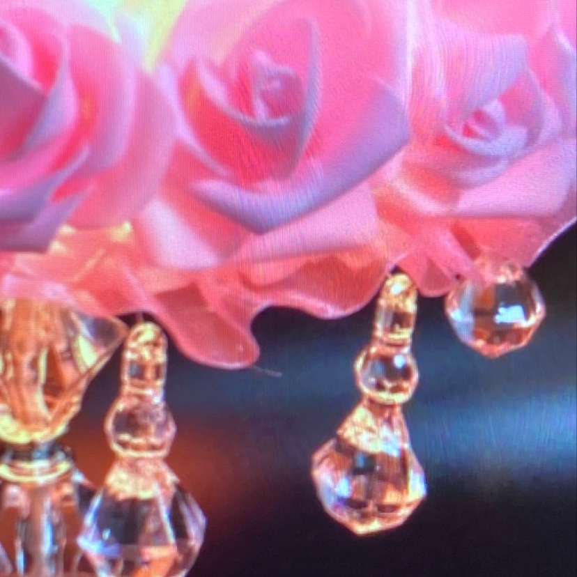 Rose crystal base, double-lamp aromatherapy, festive and fashionable table lamp, bedside wedding detail image 1