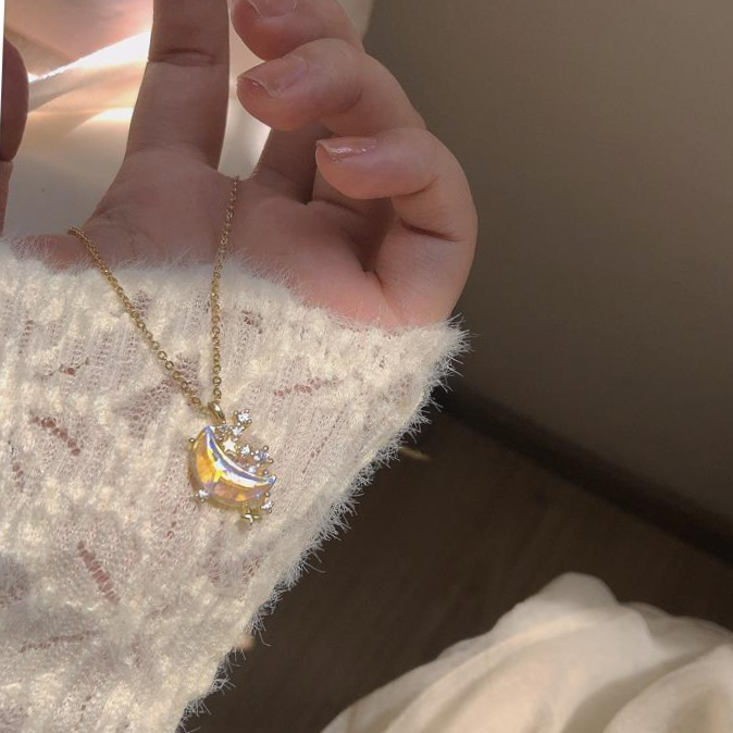 13 Super fairy moon Zircon necklace ~ Sparkly Star Moon high-grade luxury niche design ins Korea luxury clavicle chain