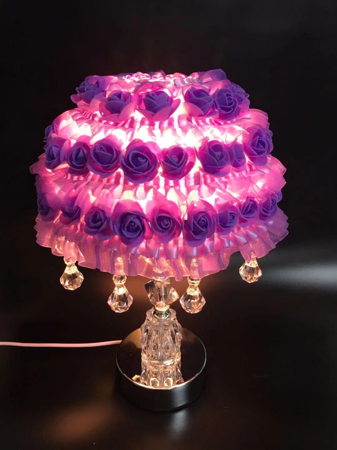 The manufacturer's new rose 3905 aromatherapy festive and fashionable table lamp is always on details Picture