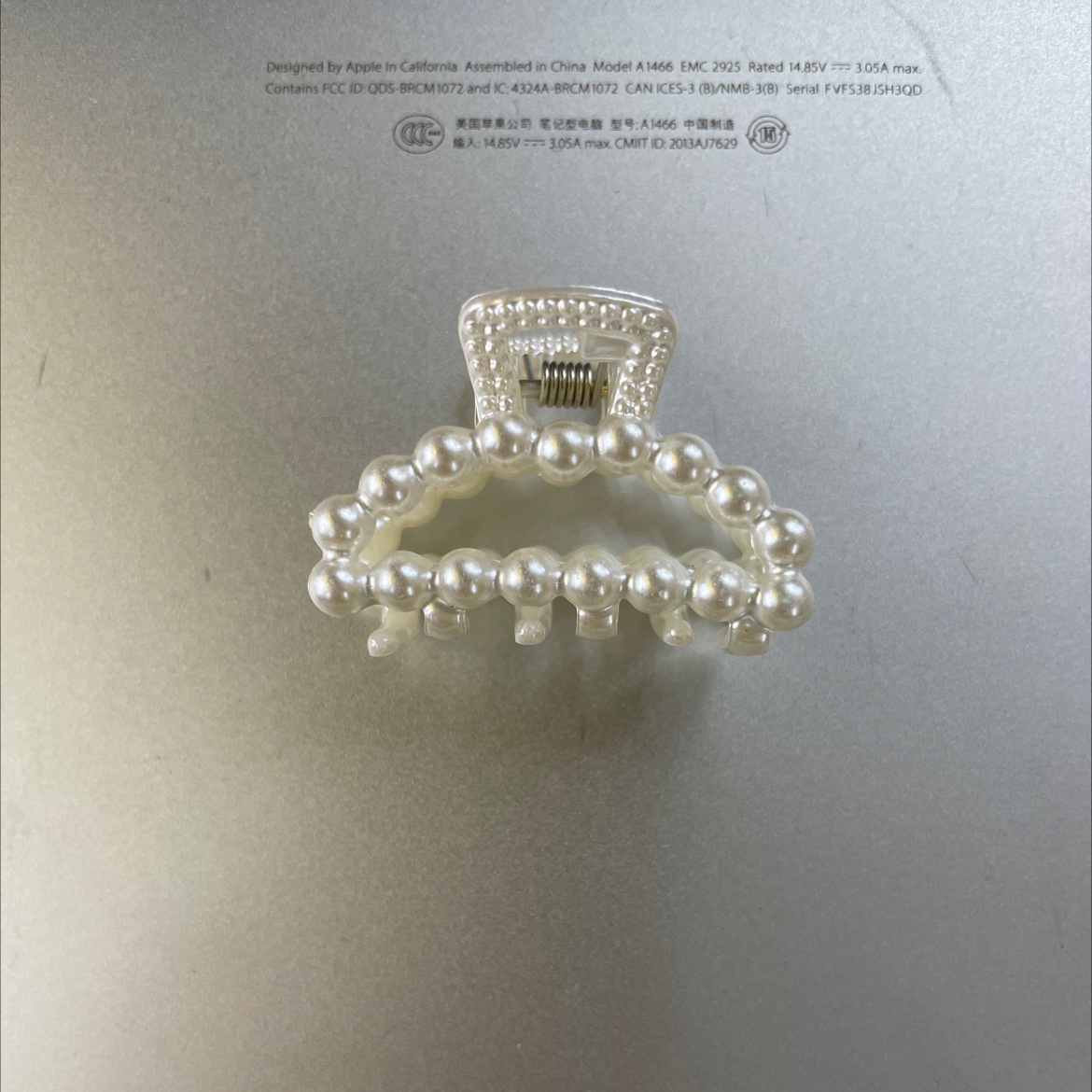 B-134 Minor Trend Pearl Gripper