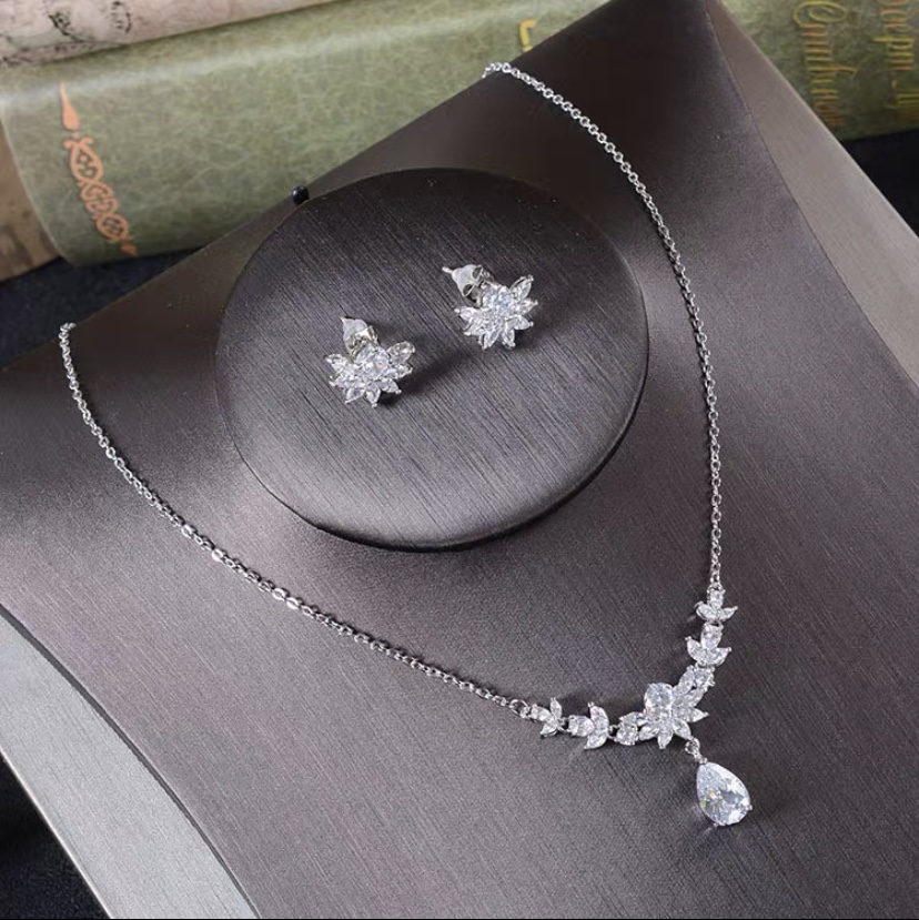 Necklace 114