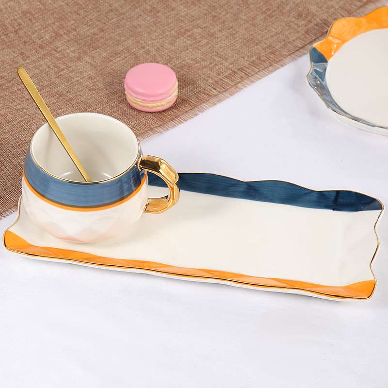European and American style afternoon tea tableware, two-color large sets of hand-painted coffee cups and plates, office simple coffee cup manufacturer Application Scenario