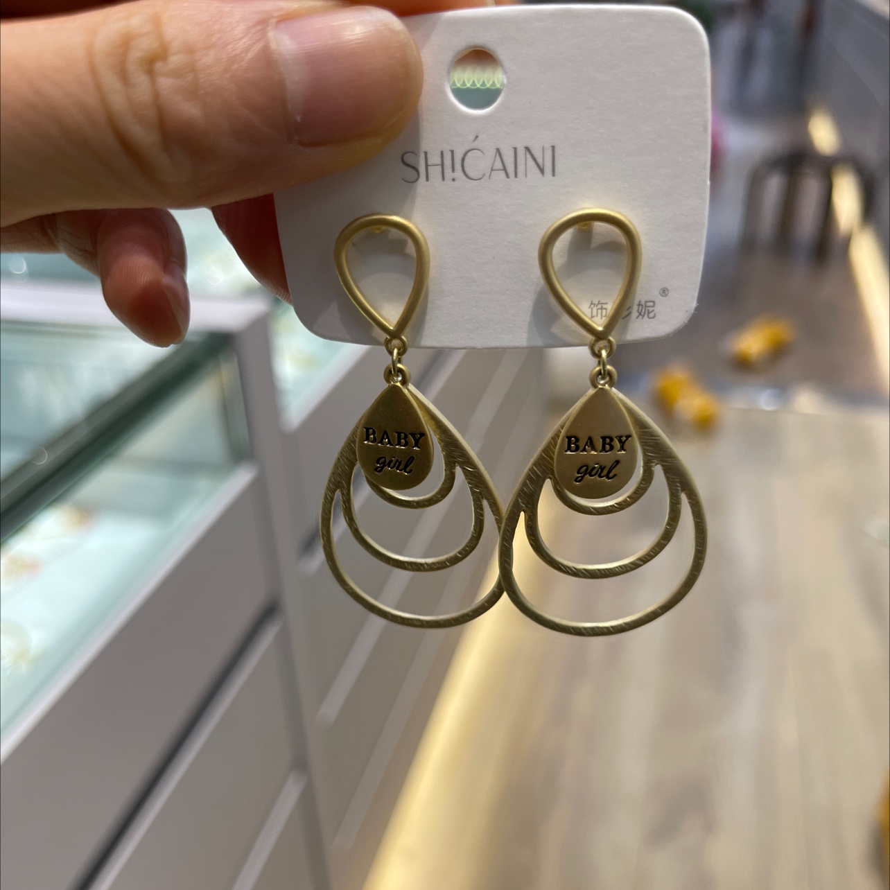 Print gold earrings