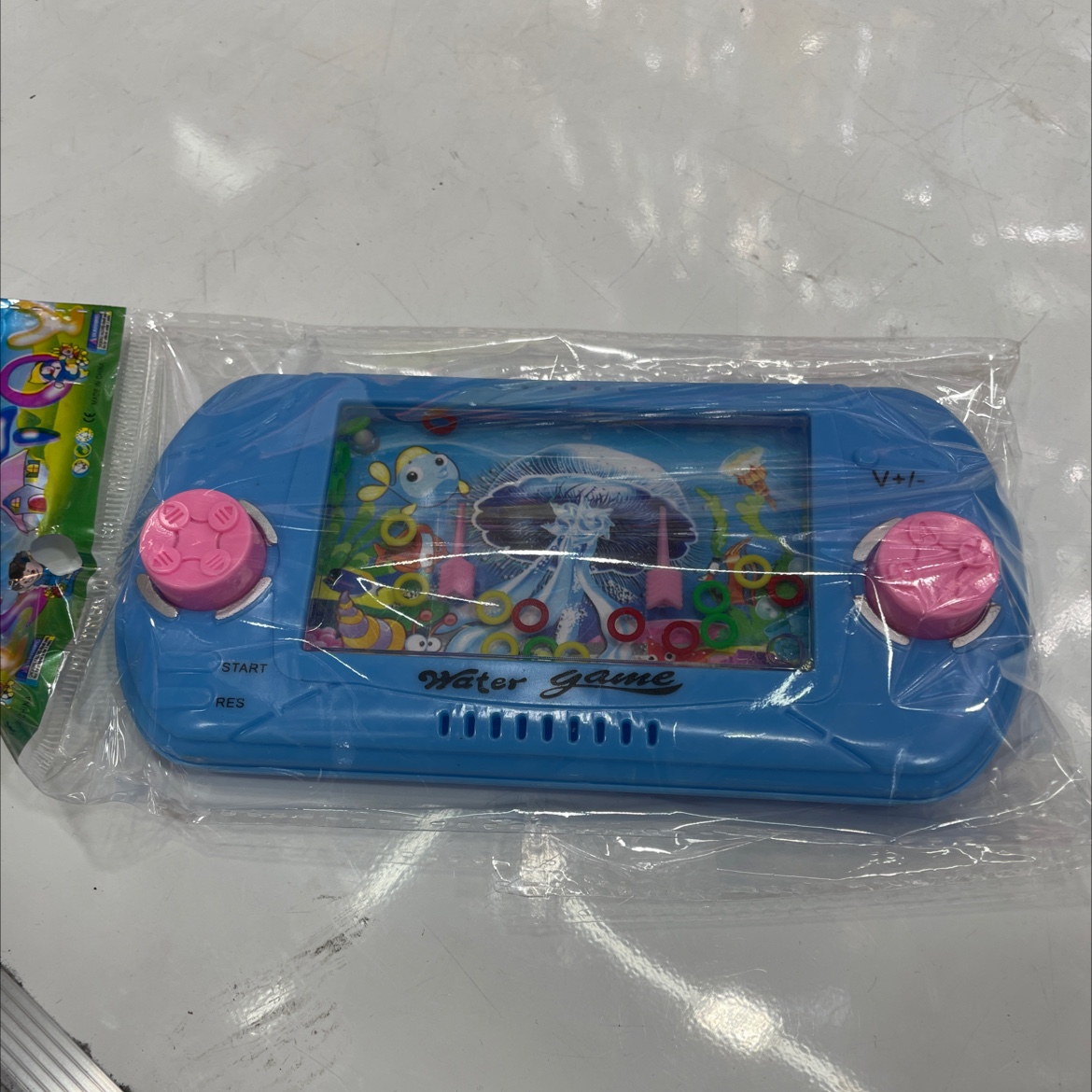 135 Water machine toy