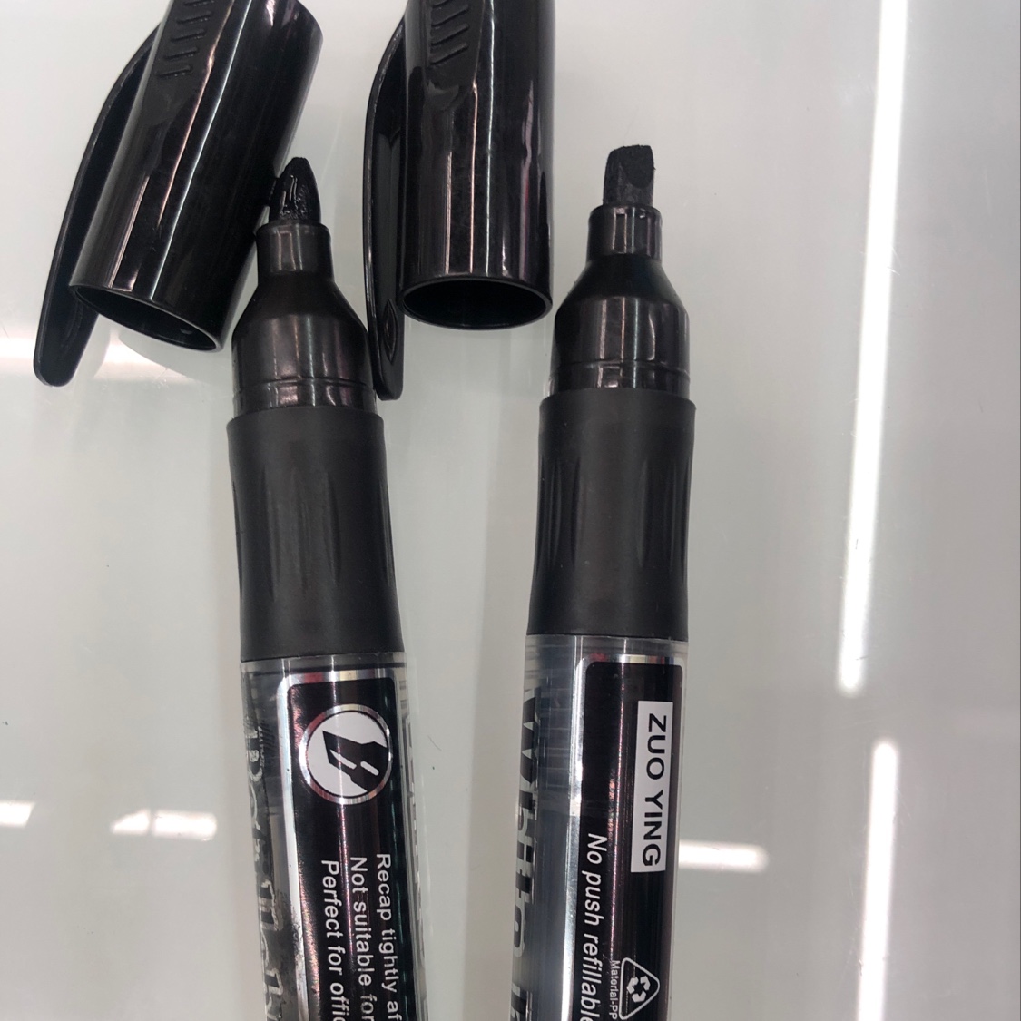 35B Whiteboard pen details Picture
