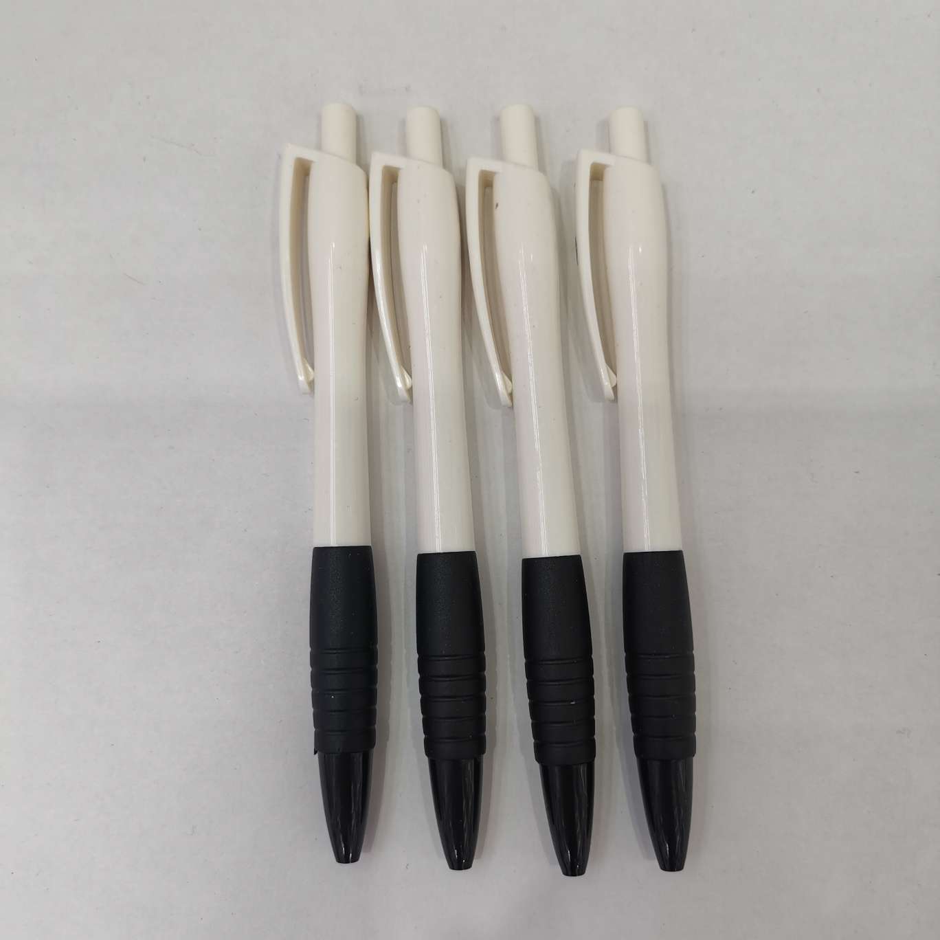 Ballpoint pens are available in stock, trade number 605. Each set contains 32 pens and each box contains 1,920 pens detail image 1