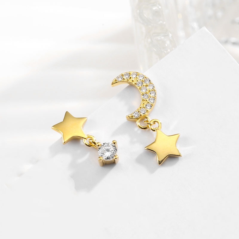 Silver star Moon ear pendants, simple and cold style women's ear studs, trendy Japanese and Korean zircon style ear buckles