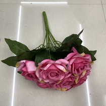 Green leaf rose bouquet bright red