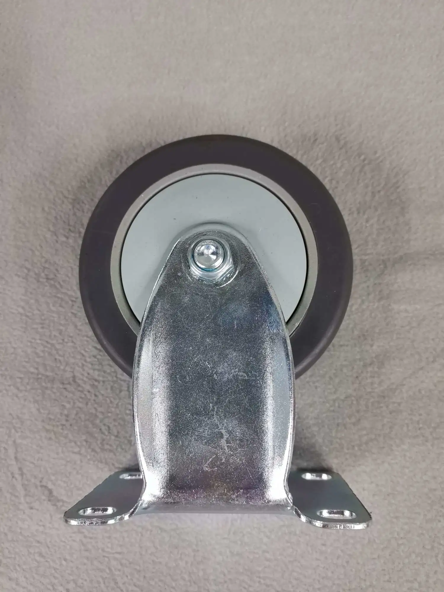 عجلة التوجيه TPR متوسطة 4 بوصة detail image 4