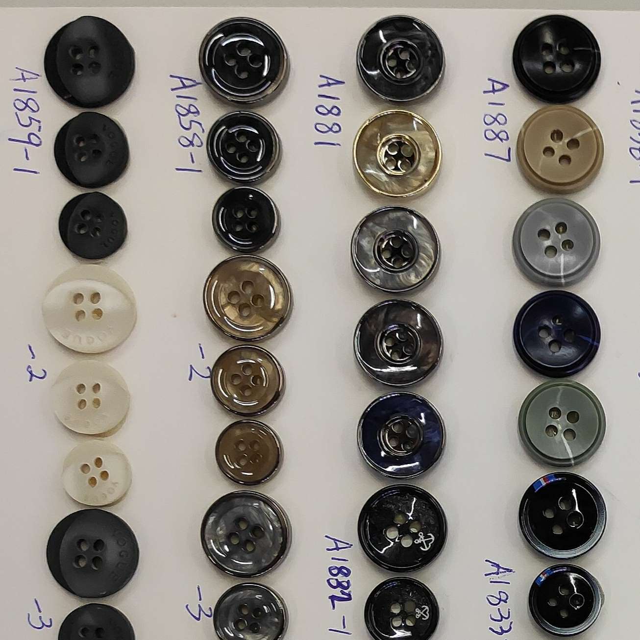 Resin High-Grade Button Suit Buckle Item Picture