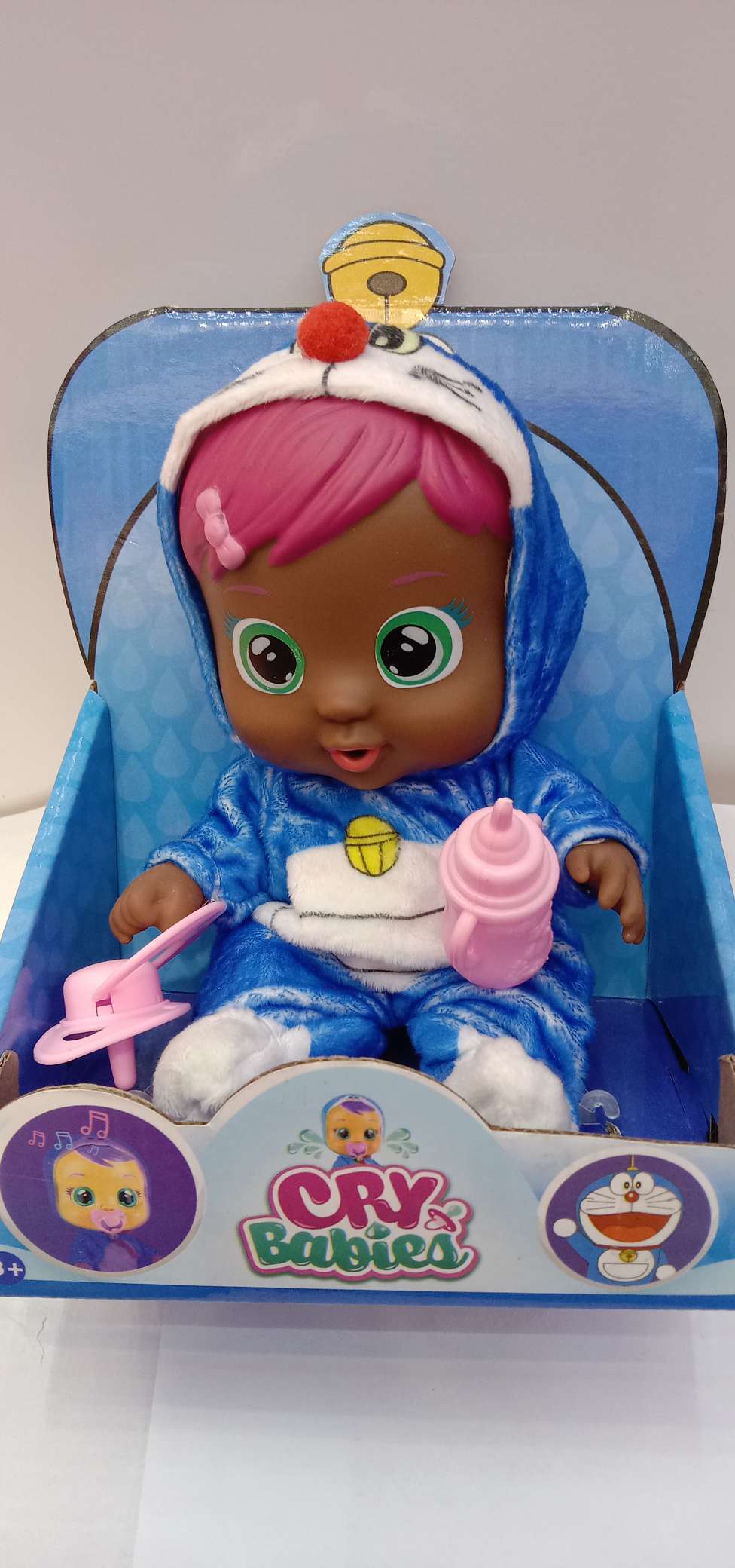 9-inch vinyl doll details Picture