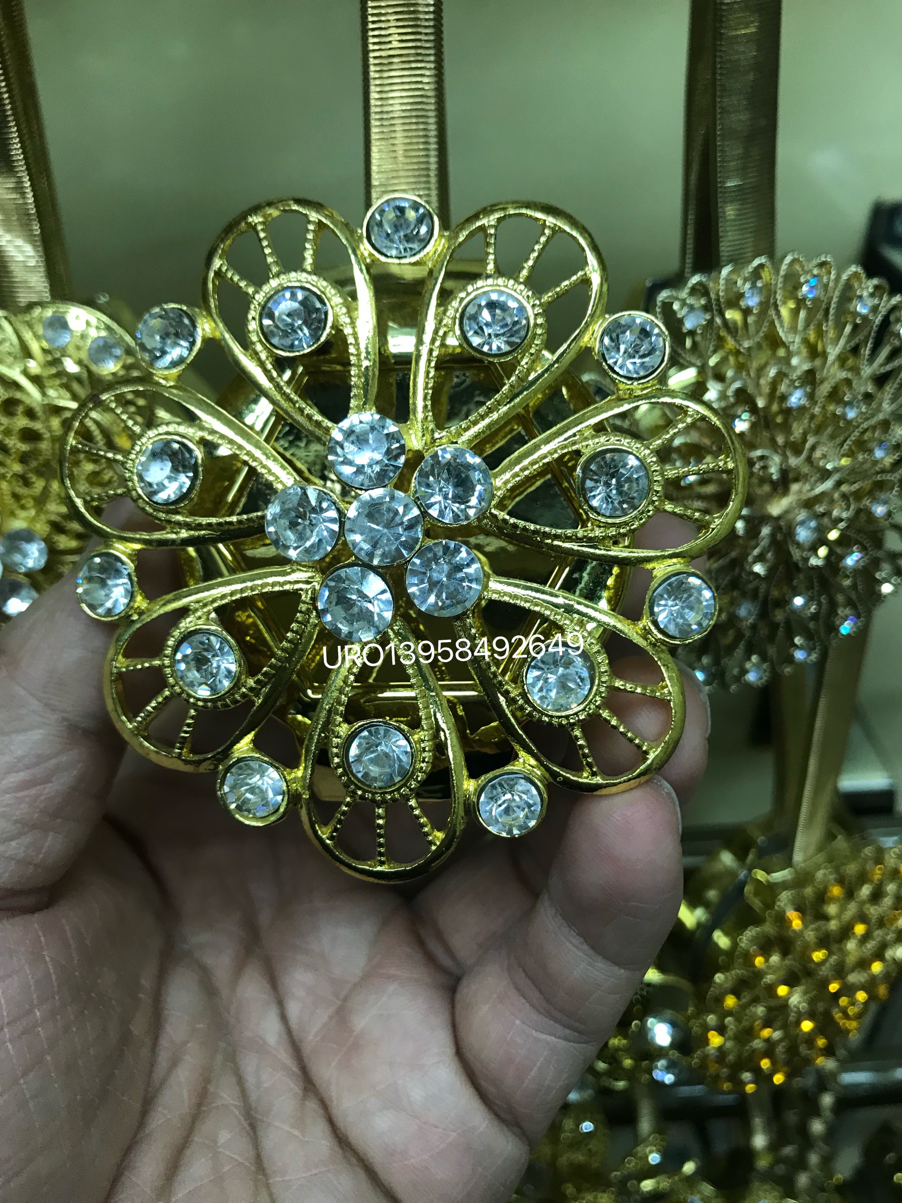 أزرار الستائر مغنطيسية مزخرفة بشريط ربط أغطية الستائر بغرف المعيشة الأوروبية detail image 3