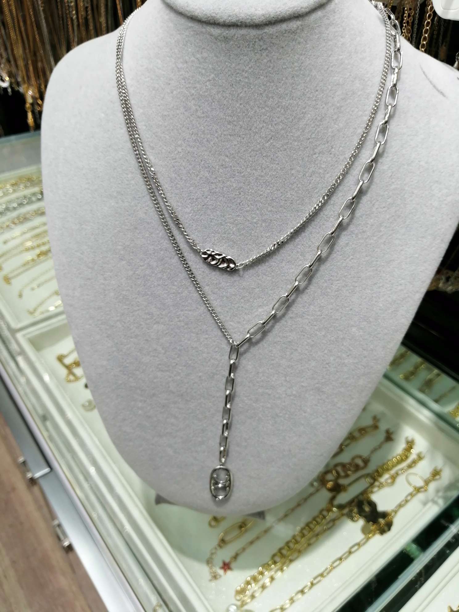 European and American cross-border simple style Necklace Necklace retro alloy butterfly pendant multi-layer necklace 17267 details Picture