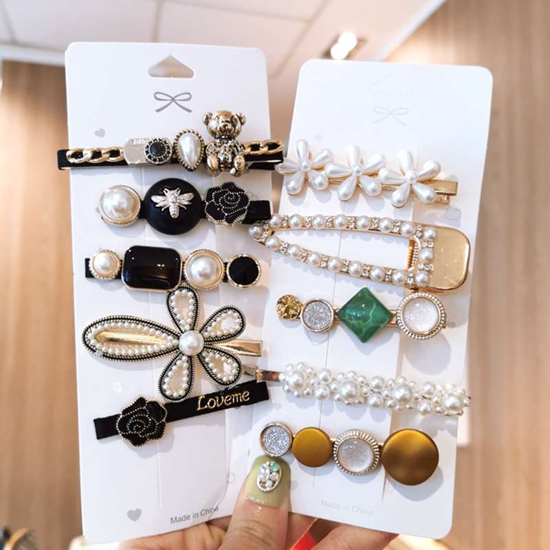 The 8-piece set of Red Star hair clips from South Korea, a popular Instagram mermaid pearl side clip, a heavy industry diamond-encrusted hair accessory combination set, a best-selling product in live-streaming by Internet celebrities details Picture