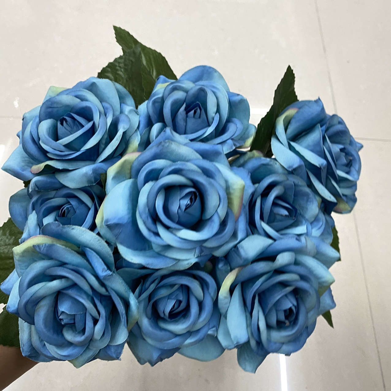 Bouquet of roses blue