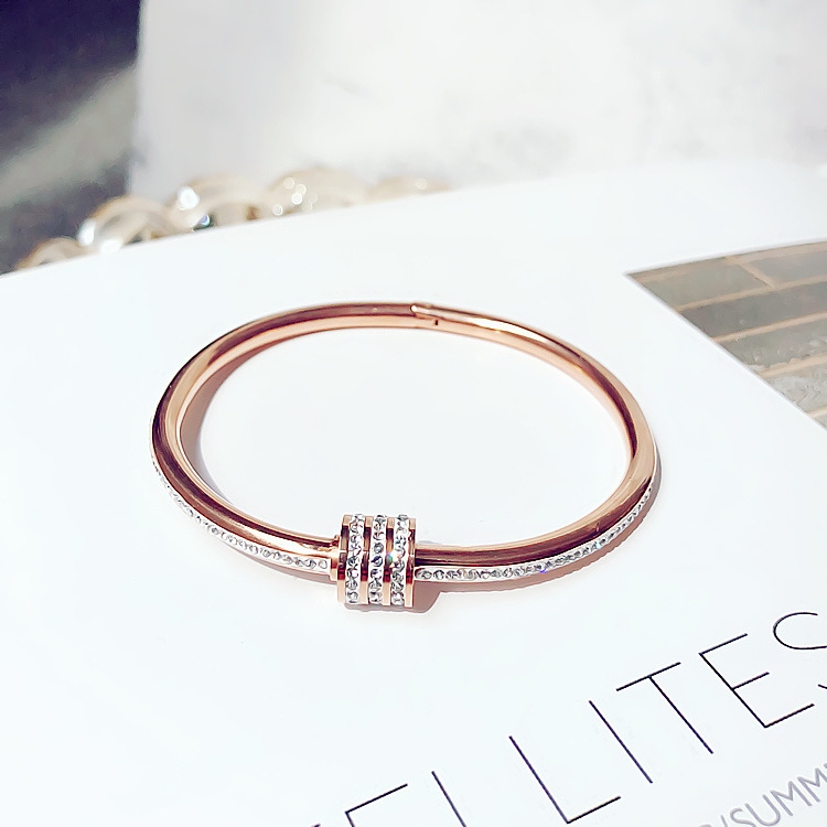 Full diamond circle bracelet Korean female Korean version simple exaggerated bracelet creative bracelet tide