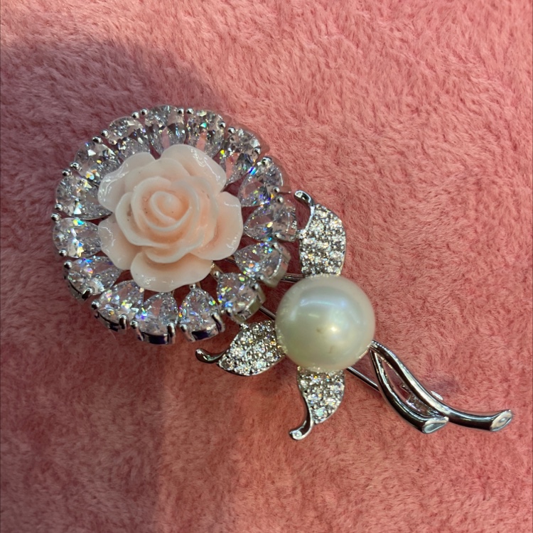 Flower shell brooch Corsage women accessories Luxury atmosphere fashion everything 9