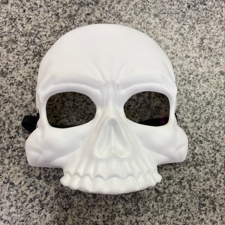白色半脸骷髅