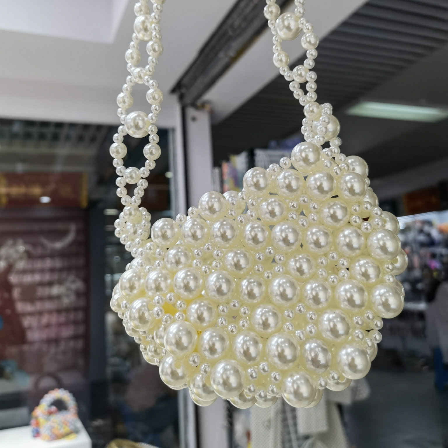 Super popular small women's bag summer versatile 2021 New trendy pearl crossbody bag, niche design hand-held small square bag 401