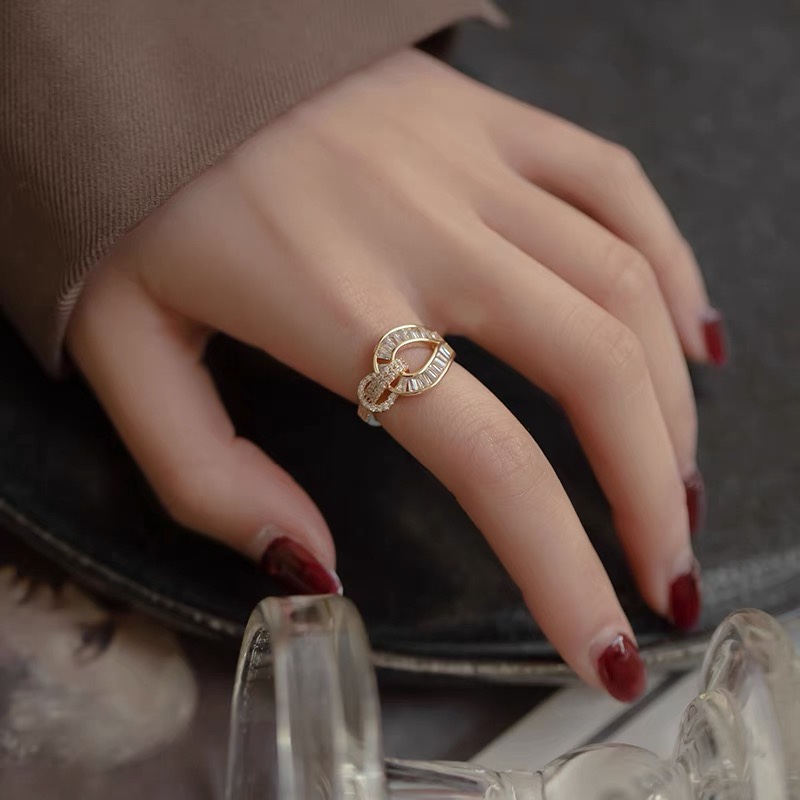 （圣·纳黛丽）微镶钻石戒指💍，时尚网红气质高雅简约小仙女设计
