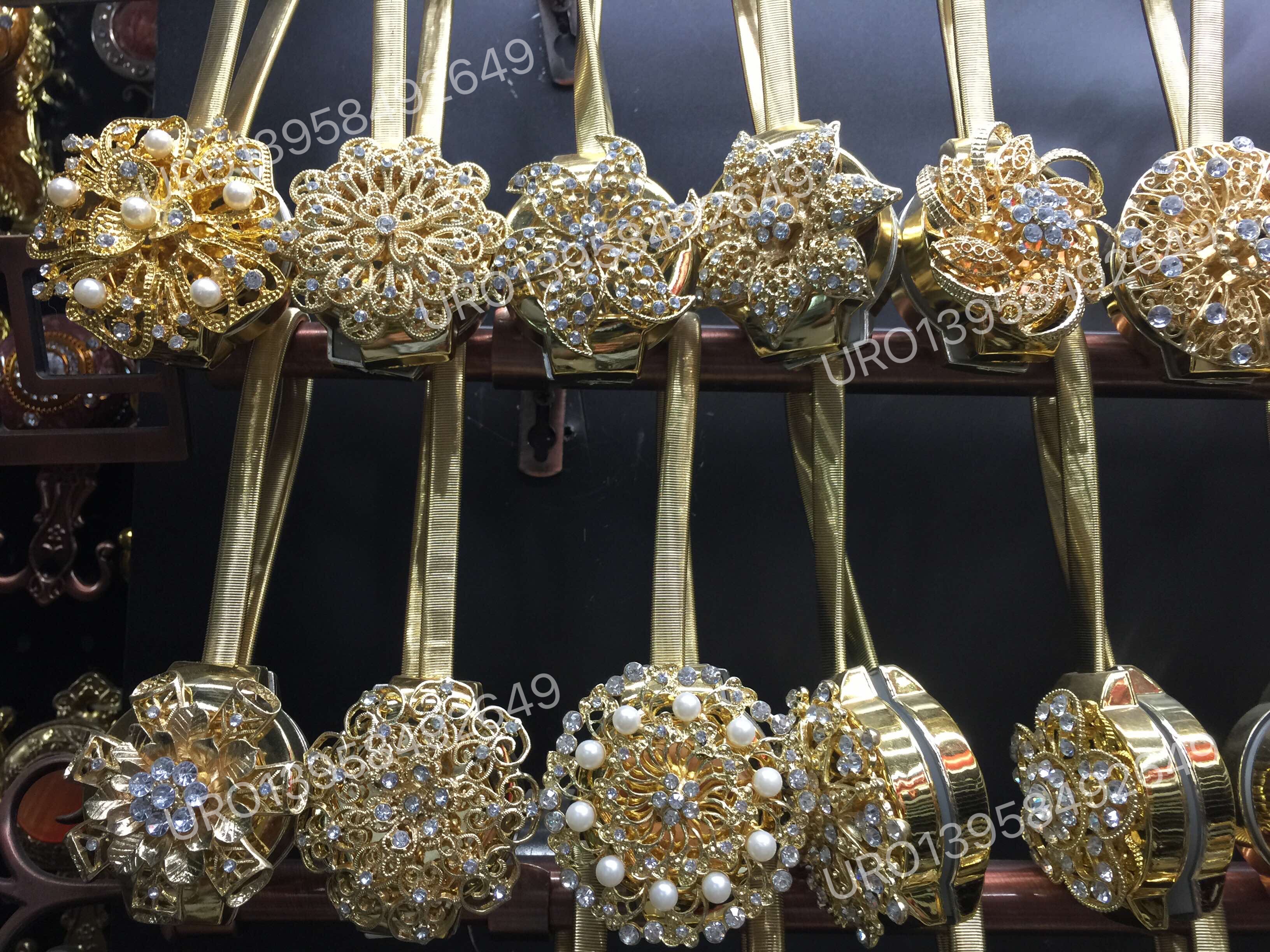 أزرار الستائر مغنطيسية مزخرفة بشريط ربط أغطية الستائر بغرف المعيشة الأوروبية detail image 11