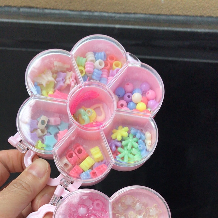 7 ️ ️ plum blossom box children 's DIY handcrafted beads can be freely combined and matched to keep warm